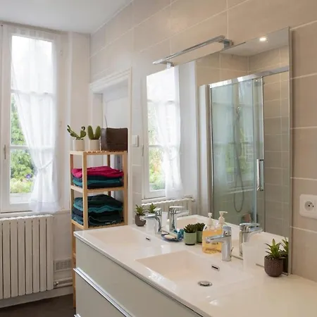 Des Glycines Et Nordique à 1h30 De Paris Cempuis